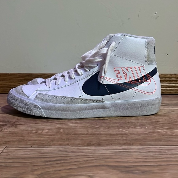 Nike Blazers - Picture 1 of 5